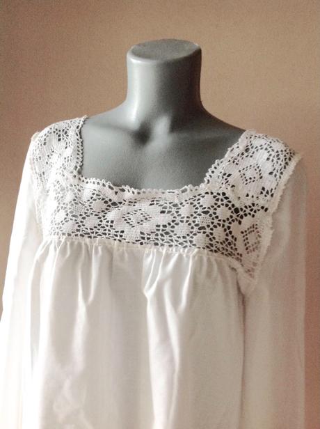 Krasna bluzka s krajkou /81, m