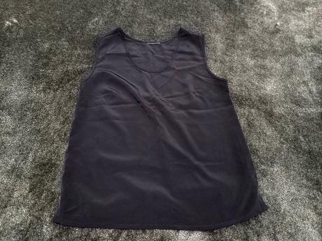 Jednoduchá čierna bluzka v.36, 36