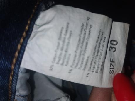 Dámske kraťasy, 30