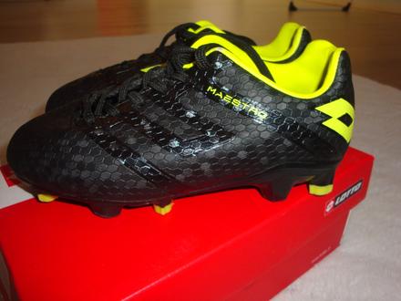 Chlapčenské kopačky, 31