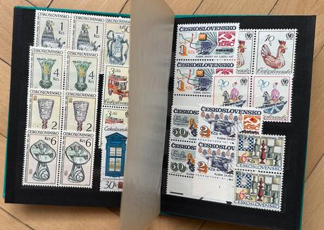 Známky čssr s albumom za 4eur,