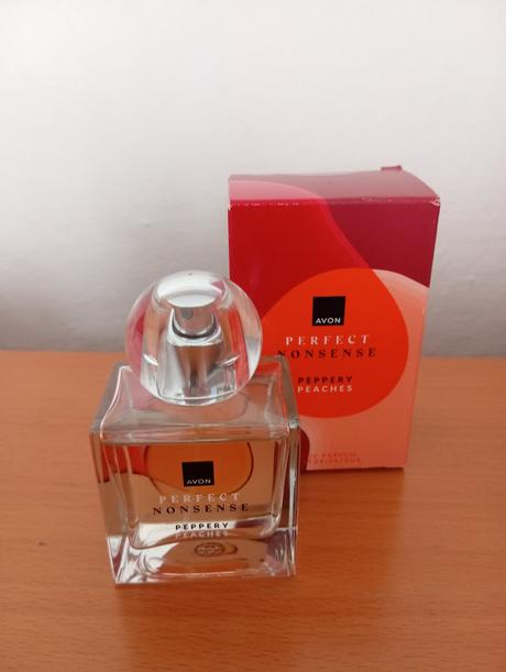 Kvetinovo-ovocná z rady perfect nonsense, 