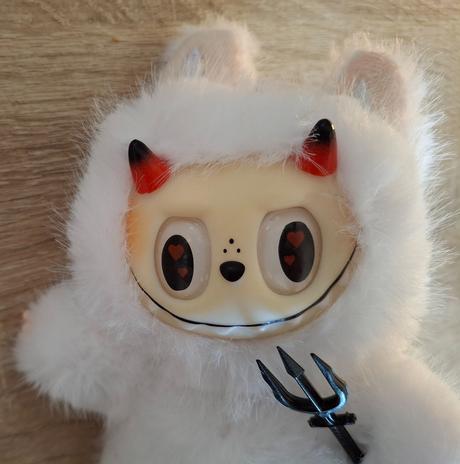 Nový labubuu monsters pop mart zimomo dráčik,