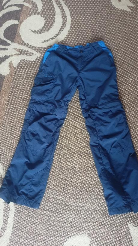 Detske nepremokave nohavice, decathlon,134