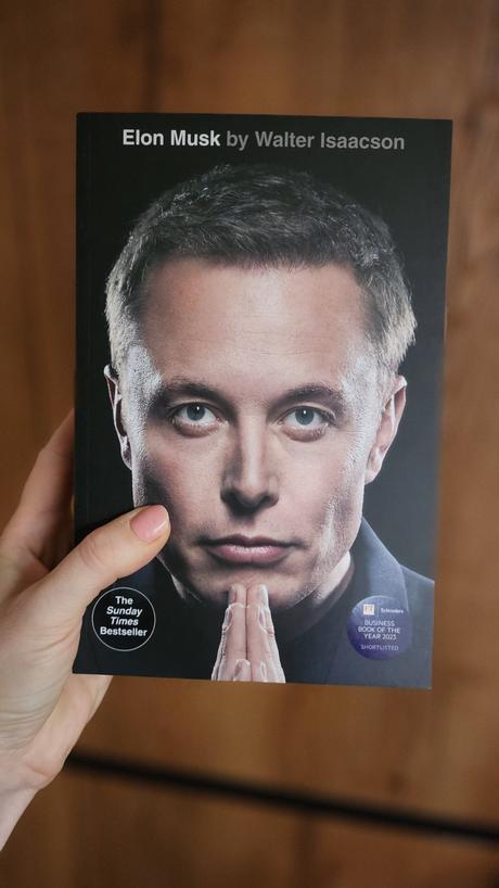 Elon musk kniha,
