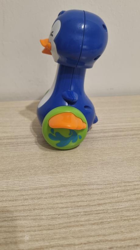 Naťahovací tučniak,