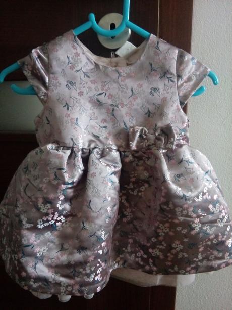 Sviatocne saty, h&m,74