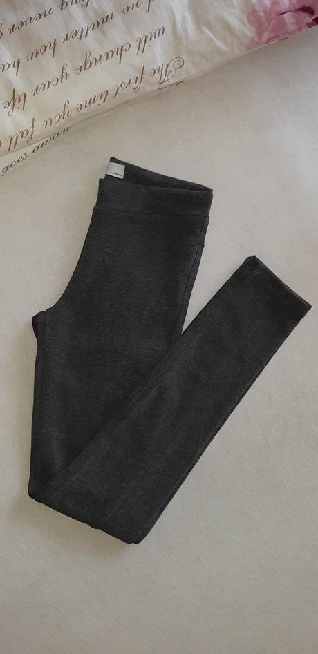 Šedé pevné legíny, kenvelo,s