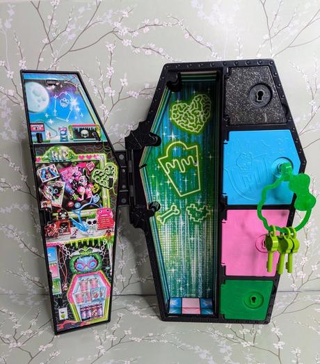 Skrinka monster high, 