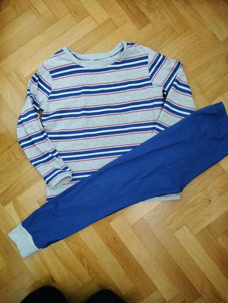 Pyzamka 110/116, george,110