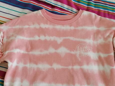 Predĺžená mikina s volánikmi, f&f,134