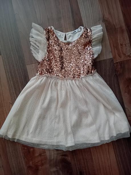 Krasne slavnostne satocky, sinsay,104