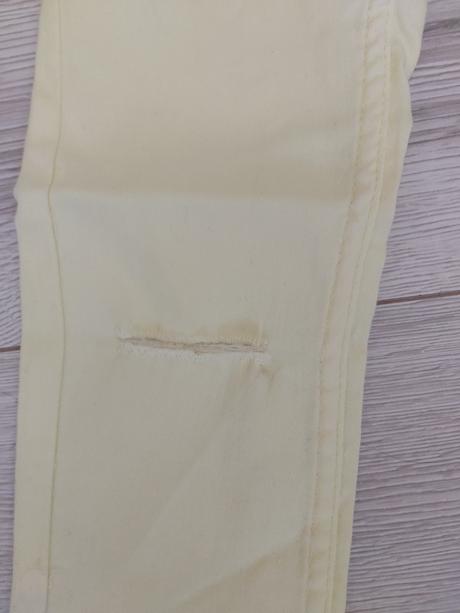 Žlté rifle, alive,116