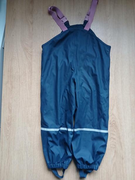 Dievcenske nohavice do dazda, lupilu,104