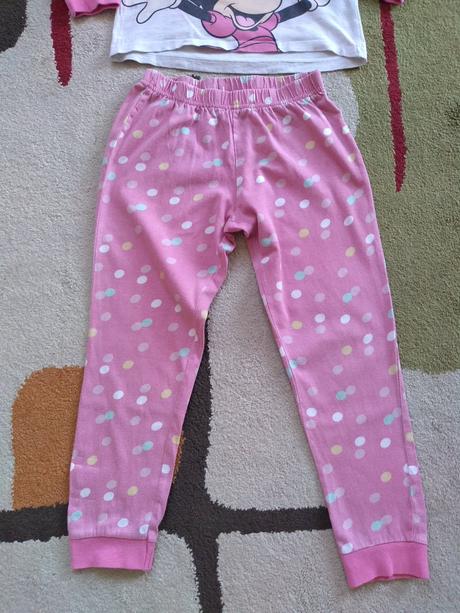 Pyžamko s minnie 110/116, disney,110