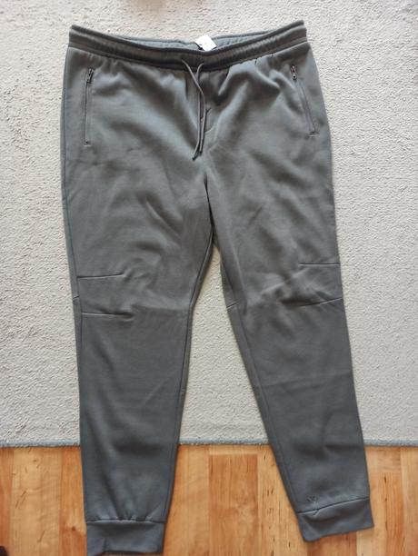 Tepláky xxxl, sinsay,xxxl