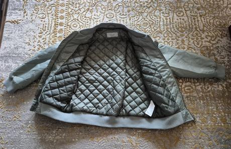 Pekna bunda, reserved,134