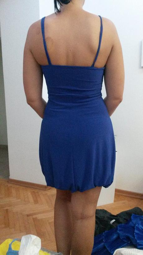 Šaty na ramienka, s