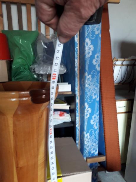 Krasna stara drevena vysoka vaza "socialisticka", 