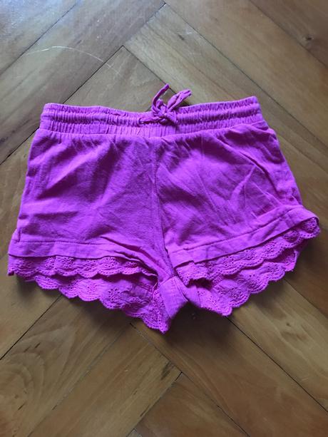 Šortky ,  kraťase s čipkou, terranova,104