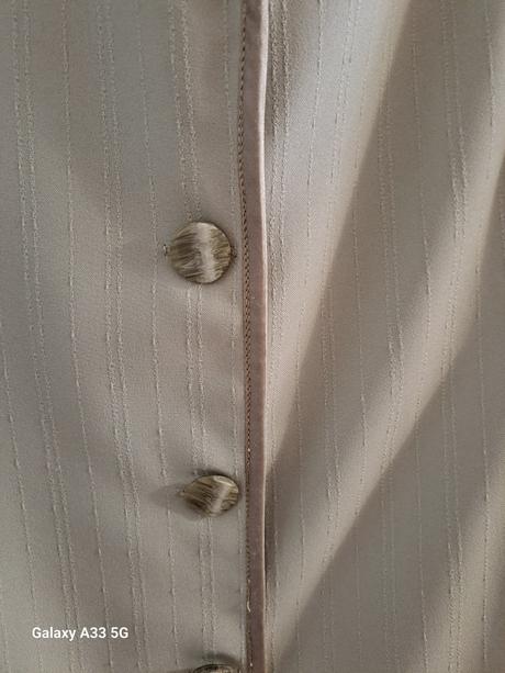 Zelenkastý nohavicový kostým č.cca 42/44, 42