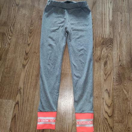 Športové leginky, 134