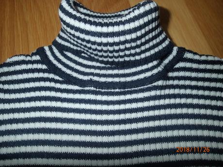 Nenosený upletový rolačik, next,122