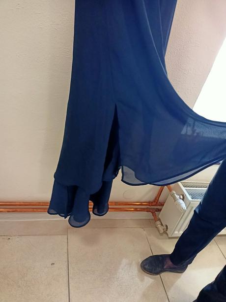 Spoločenské šaty zn. apart, l