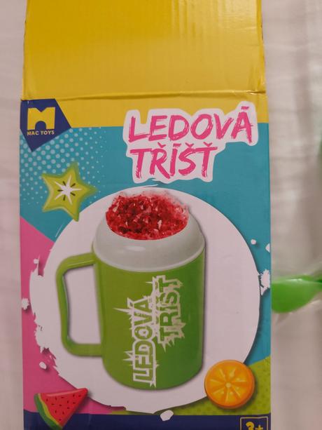 Hrnček na výrobu ľadovej drte, 