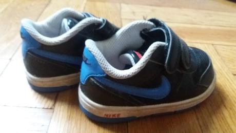 Nike tenisky, nike,22