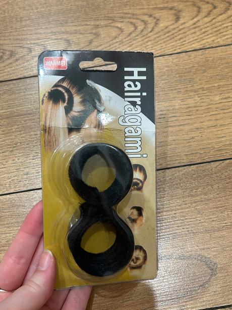 Hairagami - pomôcka do vlasov, 