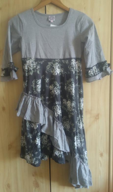Šaty +šaty pre babiku, 140