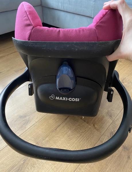 Komplet vajíčko, autosedačka a isofix maxi-cosi, maxi cosi