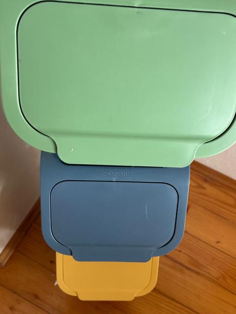 Odpadkové koše na separovanie, sada,