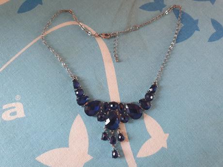 Náhrdelník s modrími kameňmi, oriflame