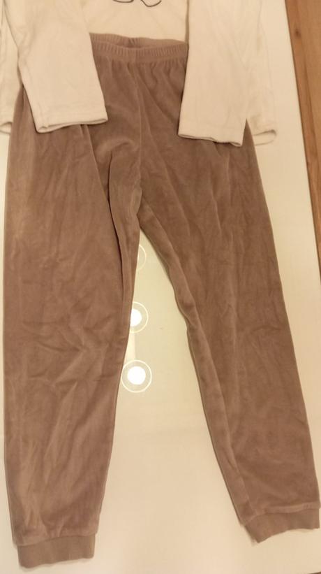 Teplé pyžamko, lupilu,122