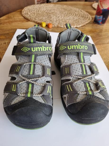 Sandále, umbro,33
