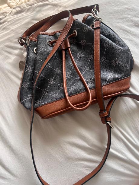 Bucket hnedo-čierna kabelka, 