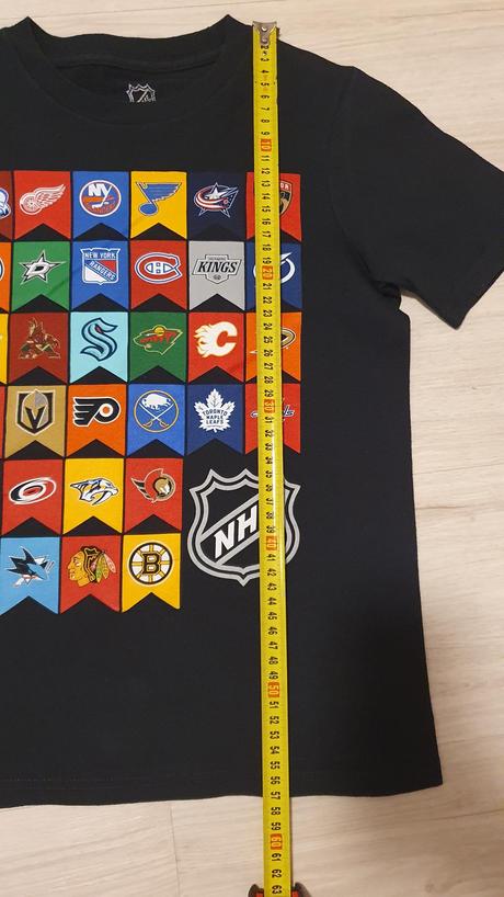Krásne nhl tričko, 152