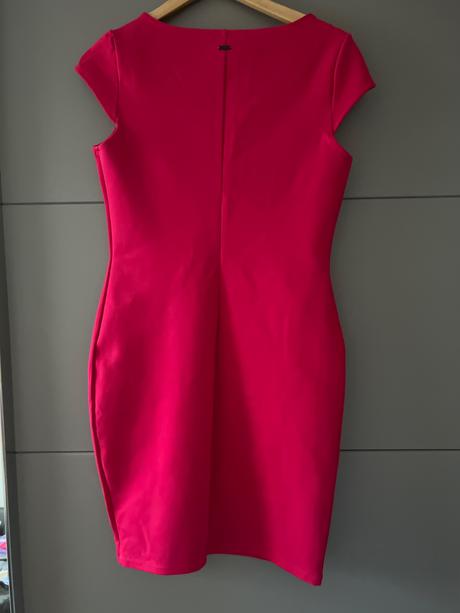 Dámske šaty, armani,m