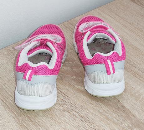 Tenisky, authority,30