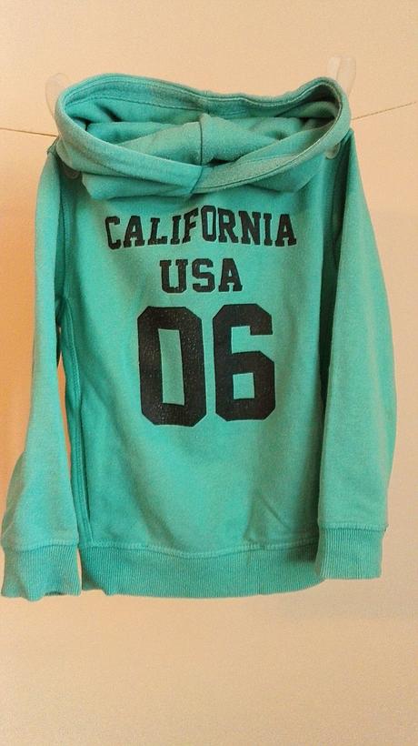 Tyrkys mikina, zara,110