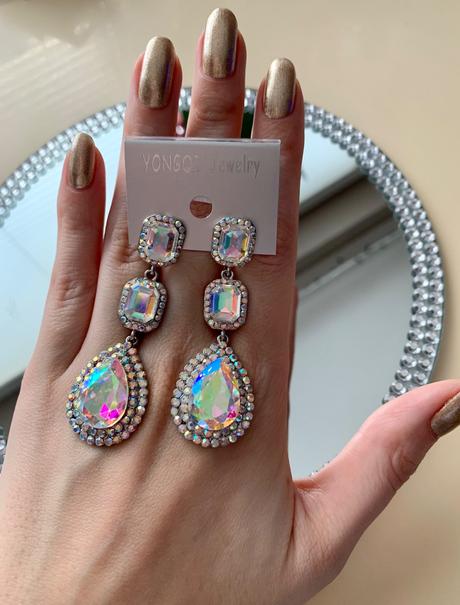 Nové dlhé náušnice, 