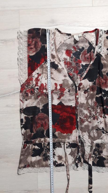 Blúzka s čipkou, l