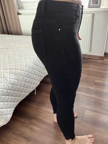 Čierne skinny rifle, s