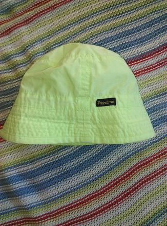 Tenký letný klobúk, 74