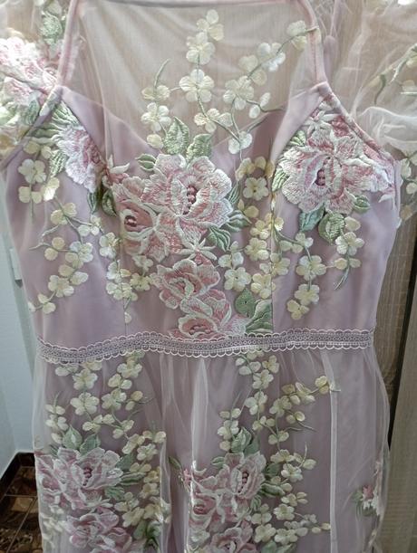 Chi chi london šaty, 40