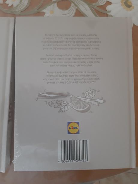 Kniha vrátane poštovného,