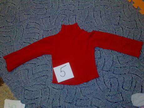 Bal č 1trička 4/5rok dievčatko na dvor 5 kusov, 104–116