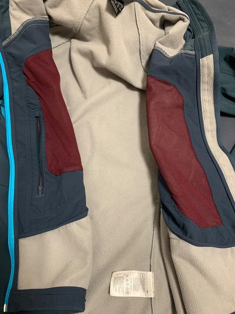 Bunda adidas clima proof, adidas,42